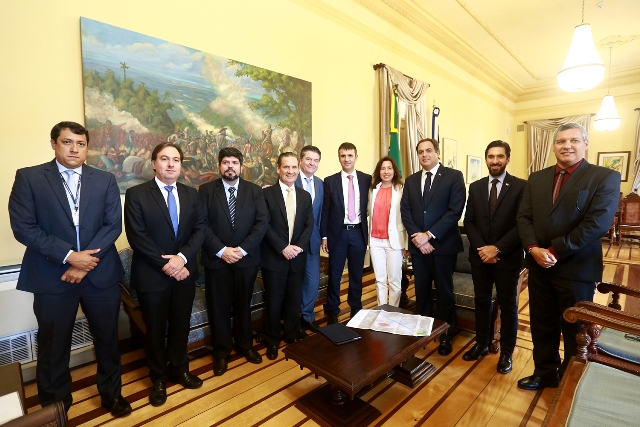 Imagem de  “Pernambuco terá megacomplexo de usinas solares de R$ 3,5 bilhões”