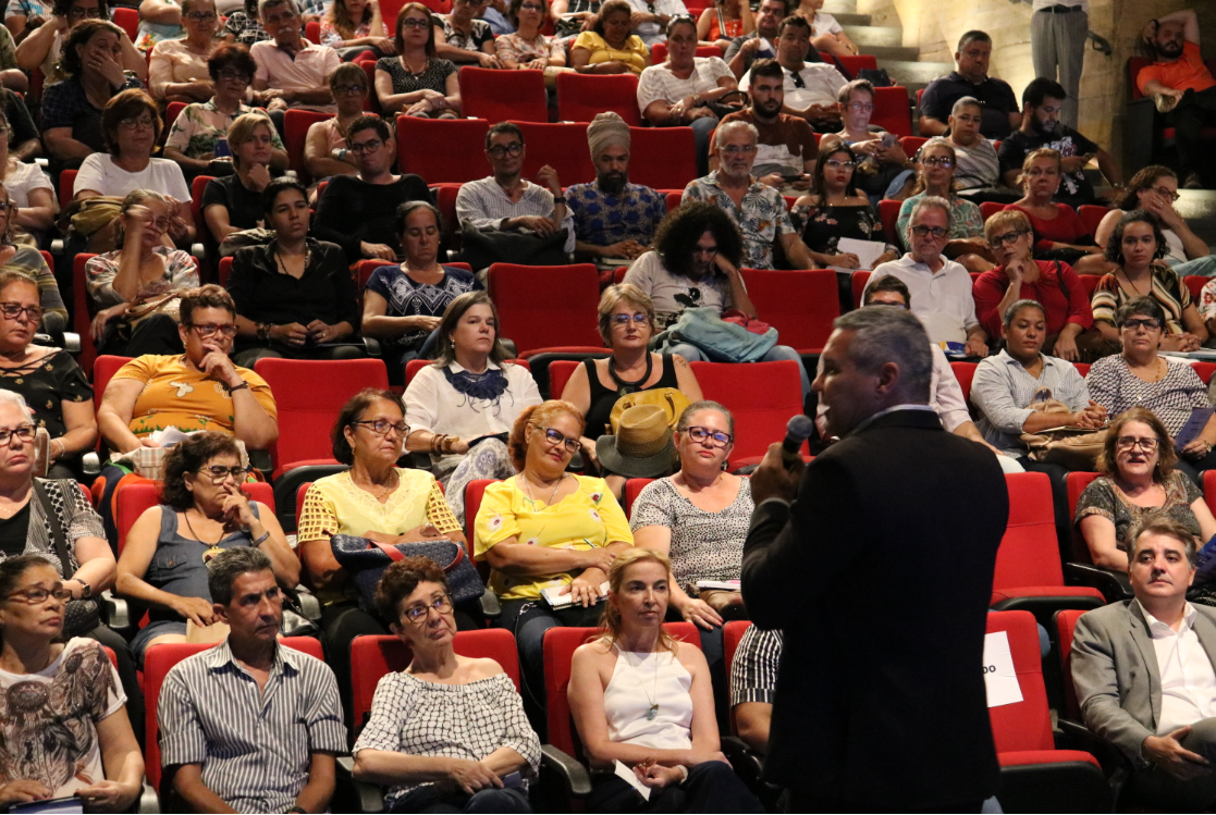 Imagem de “Governo do Estado facilita crédito para participação do artesão na Fenearte”