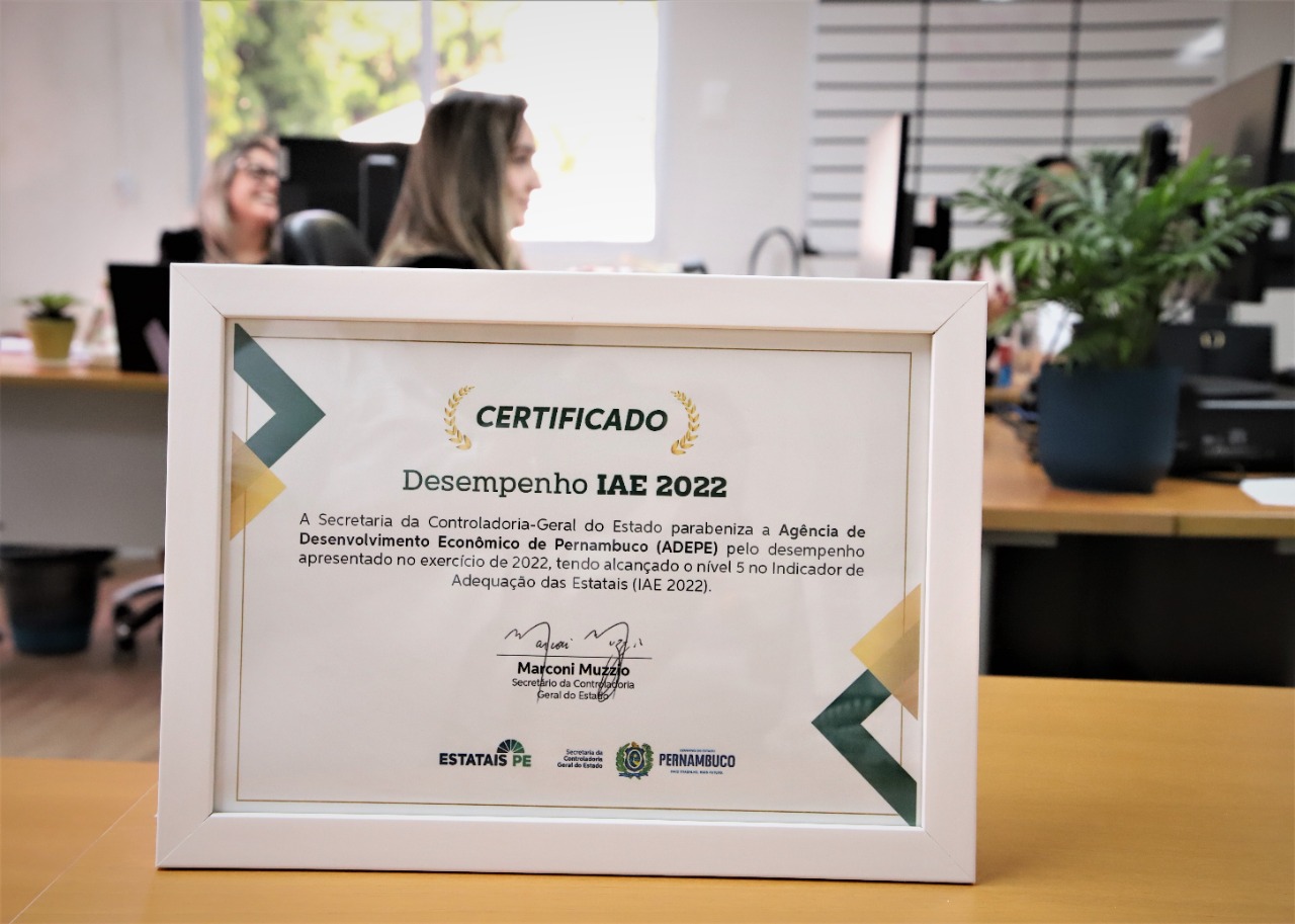 Imagem de  “CONTROLE INTERNO// Adepe recebe certificação de governança e transparência da SCGE”