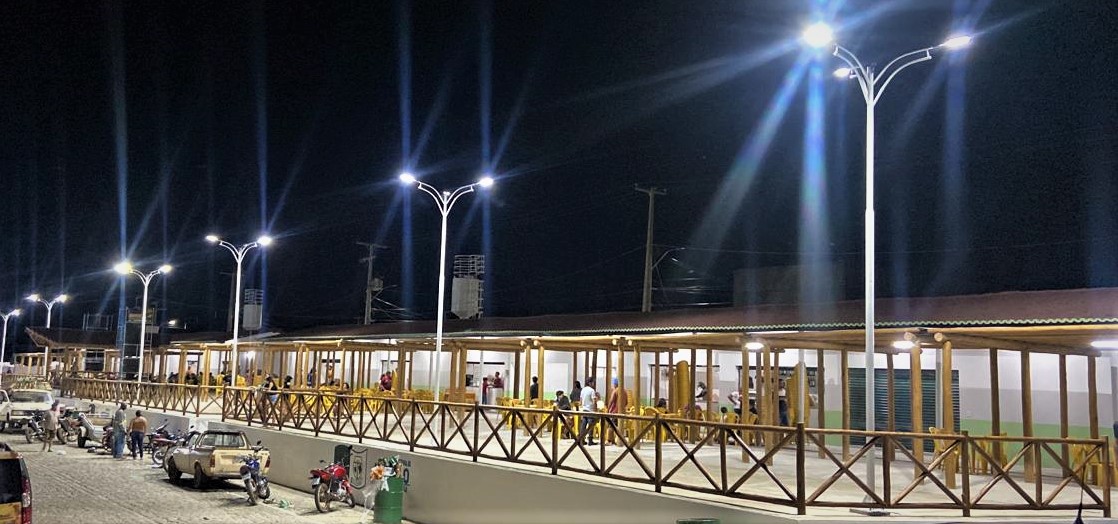 Imagem de  “Governo de Pernambuco entrega reforma e requalificação do Pátio de Feira e Eventos de Afrânio e apoia Expoleite”