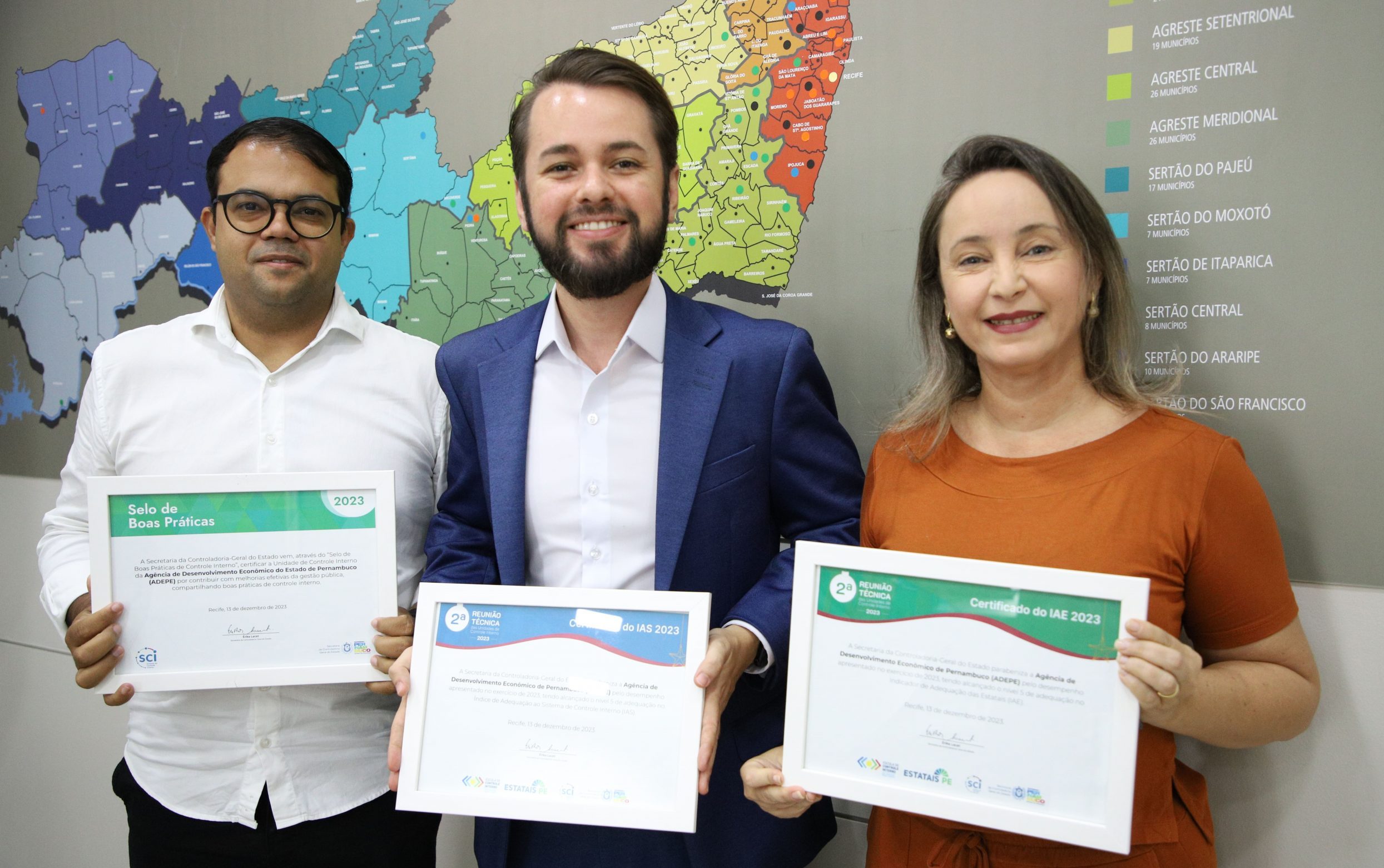 Imagem de  “CONTROLE INTERNO// Adepe recebe certificação de governança e transparência”