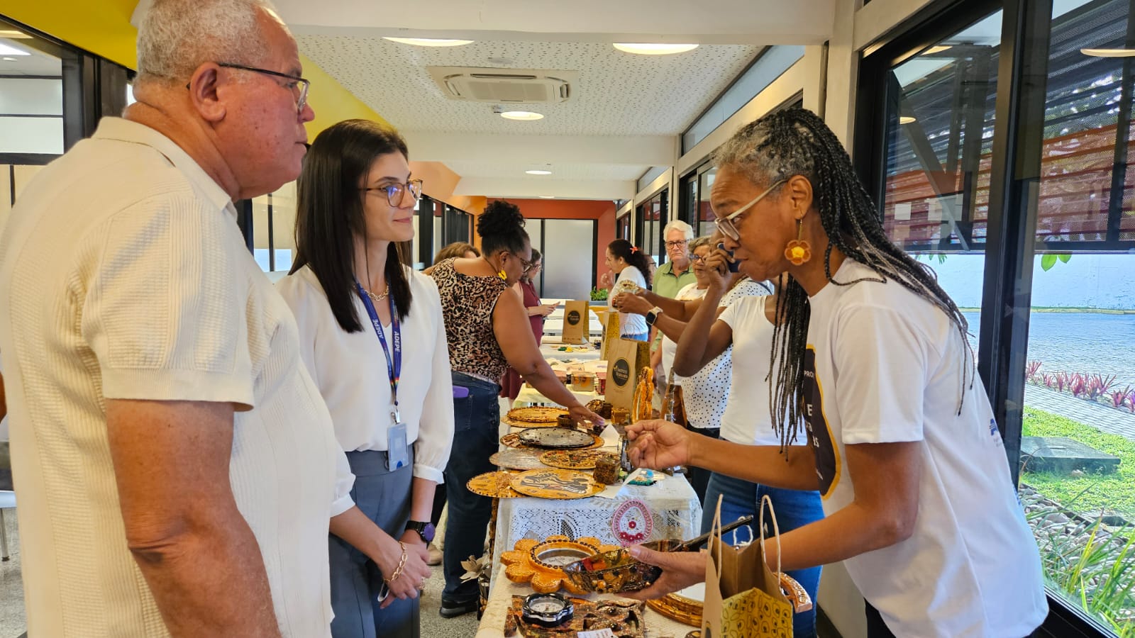 Imagem de  “Governo de Pernambuco divulga aprovados no Programa PE Produz, com investimentos de R$ 16 milhões em projetos de arranjos produtivos”