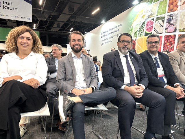 Imagem de  “Governadora em exercício Priscila Krause destaca potencial da fruticultura irrigada de Pernambuco durante a Fruit Attraction no Brasil”